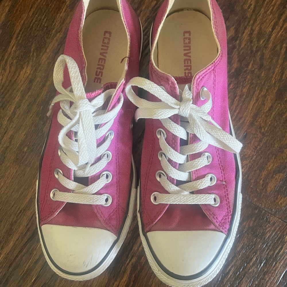 Purple Converse with White Laces - Picture 3 of 3
